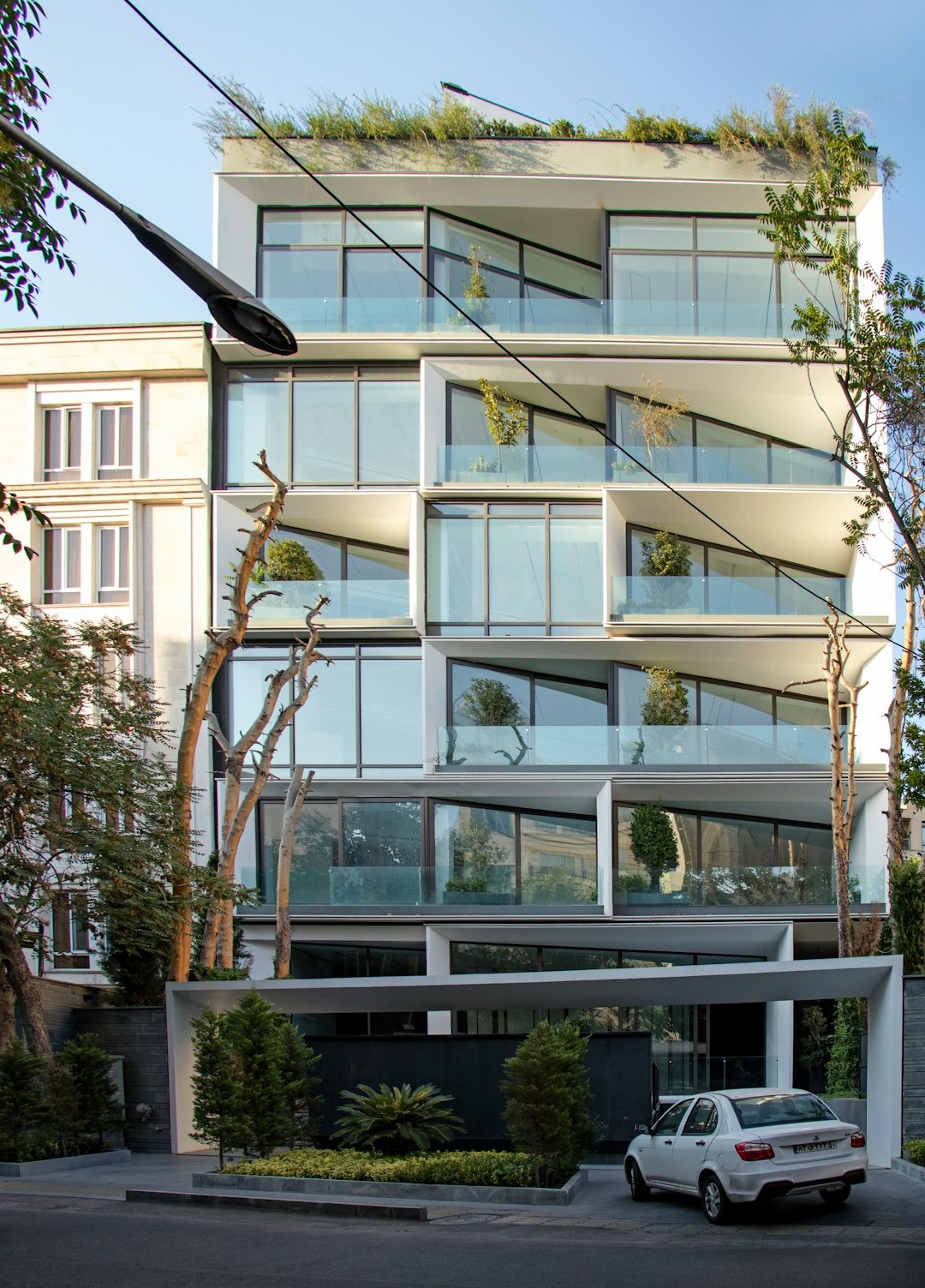 Modern appartementsgebouw – mede-eigendom en appartementsrecht